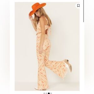 Show me your mumu belmont paisley bell bottom pants